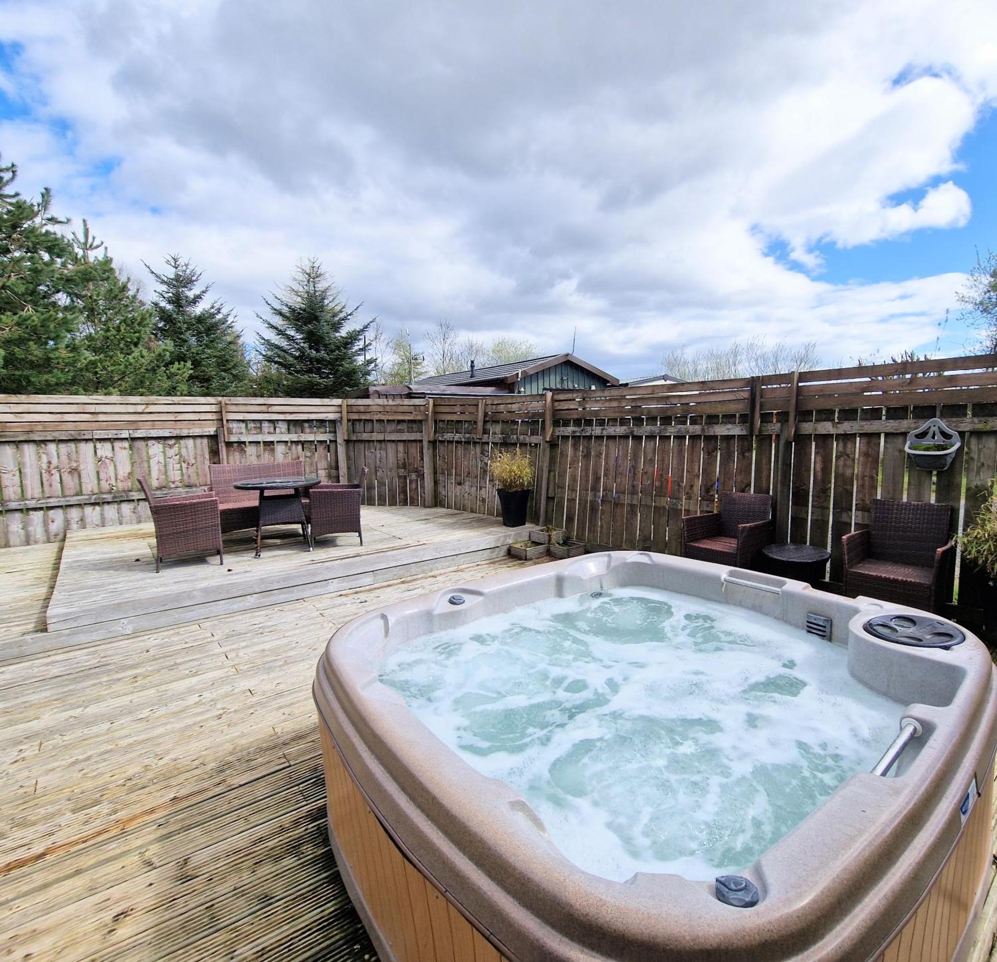 Willa Torridon 1 With Private Hot Tub - Fife - Loch Leven - Lomond Hills- Pet Friendly Kelty Zewnętrze zdjęcie